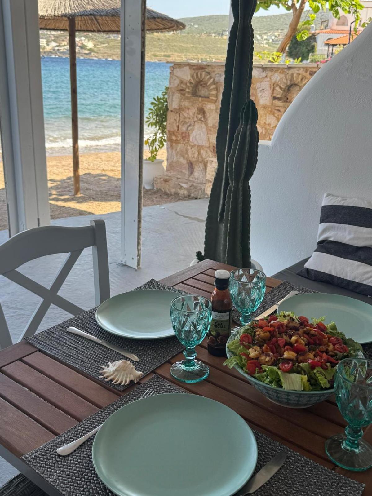 Pallas Seaside 1 Атина Екстериор снимка